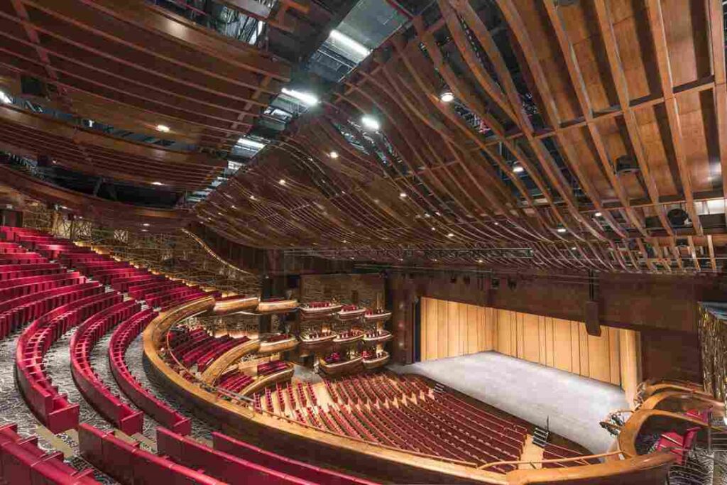 Dubai Opera Inside